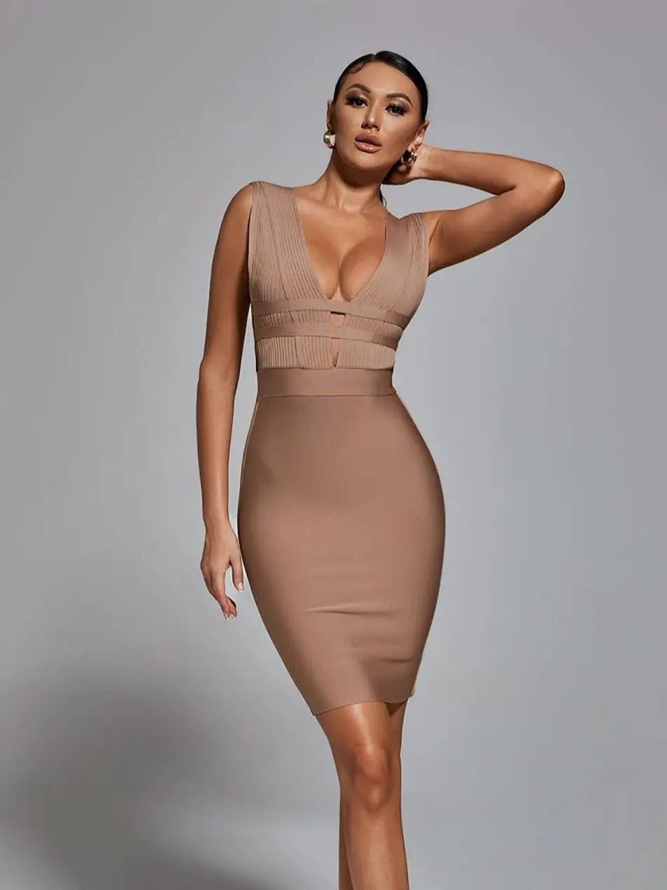 https://ae01.alicdn.com/kf/S63a2c5cdc1704718b9f1ccf8d4184e1cD/BEAUKEY-Khaki-Cut-Out-Bandage-Dress-2023-For-Women-Spring-Keyhole-White-Plunging-V-Tank-Dress.jpg